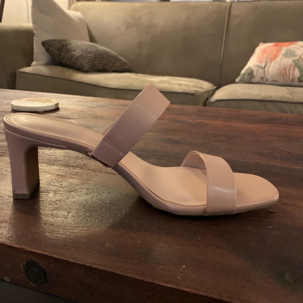 Katie & Kelly heeled sandal - size 10